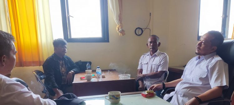 Proyek TPT Kalen Tahu Indramayu Diduga Asal Jadi, Akan di Laporkan ke Aparat Penegak Hukum