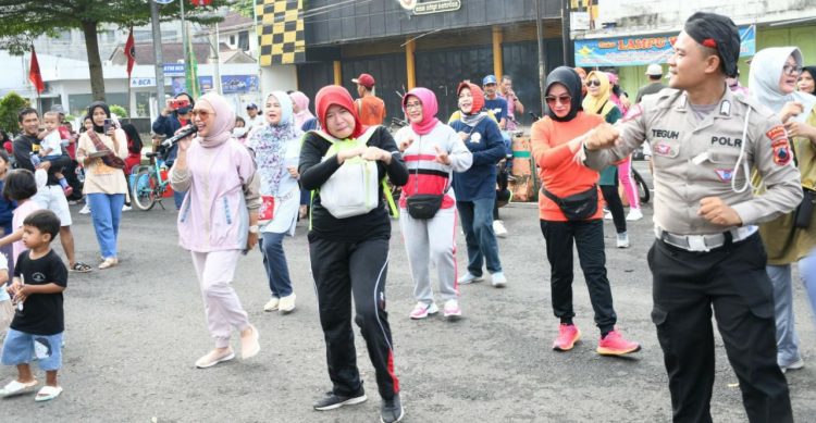 Sebulan 2 Kali, Bupati Tiwi Ajak Masyarakat Ramaikan CFD