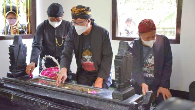 Kamis, Bupati Husein Dijadwalkan Pimpin Ziarah Ke Makam Adipati Mrapat