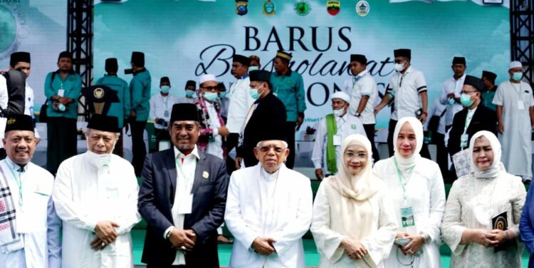 Ketua DPP Jami’ah Batak Muslim Indonesia H.T.Rusli Ahmad Hadiri Acara Barus Bersholawat Untuk Indonesia