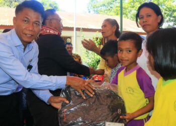 Layani Masyarakat, Wakil Bupati Samosir Berkantor di Desa Janji Raja