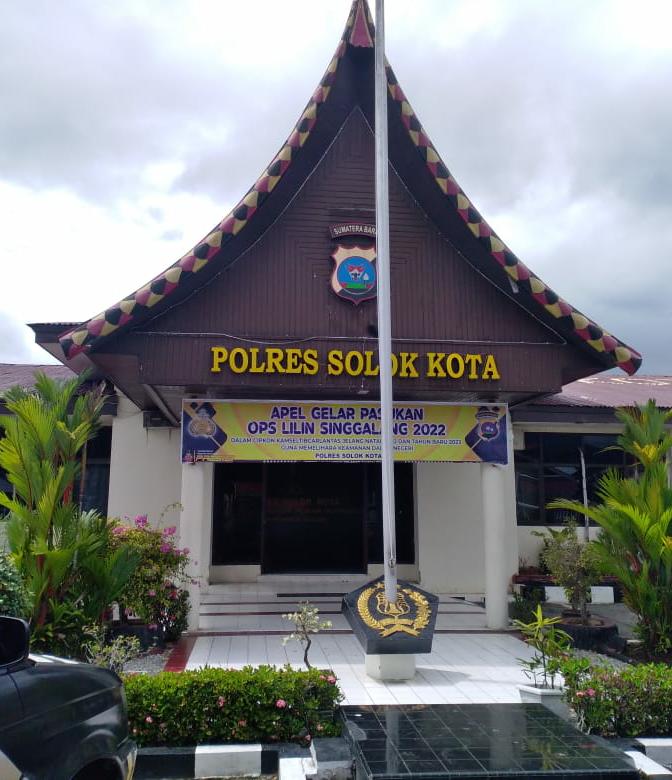 LBHK – Wartawan Minta Kapolres Kota Solok Tuntaskan LP Wartawan, Berikan Tindakan Tegas Terhadap Oknum Kanit Diduga Langgar Kode Etik Kepolisian