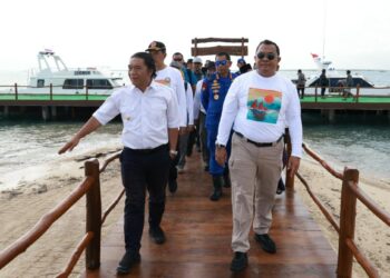 Pj Gubernur Al Muktabar Dukung Festival Teluk Banten dan Pulau Lima Menjadi Wisata Unggulan Kota Serang