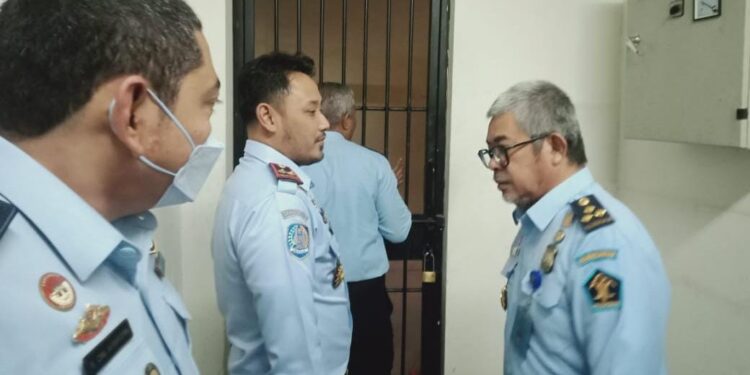 Tegas Petugas Imigrasi Kelas I Non TPI Tangerang, Tangkap 4 WNA Yang Melanggar ke Imigrasian