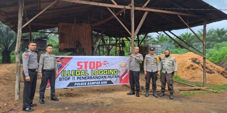 “Police Line” Pemberantasan dan Penindakan Aktivitas Ilegal Logging