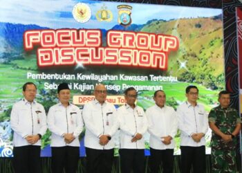 Wakil Bupati Samosir Ikuti Focus Group Discussion (FGD) Pembentukan Kewilayahan Kawasan Tertentu di Hotel Niagara Parapat