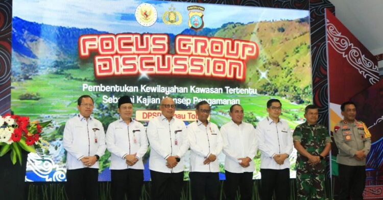 Wakil Bupati Samosir Ikuti Focus Group Discussion (FGD) Pembentukan Kewilayahan Kawasan Tertentu di Hotel Niagara Parapat