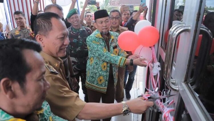 Penjabat Bupati Tulang Bawang Drs. Qudrotul Ikwan, MM Hadiri Peresmian Gedung APDESI Kabupaten Tulang Bawang di Cakat Raya Kecamatan Menggala Timur