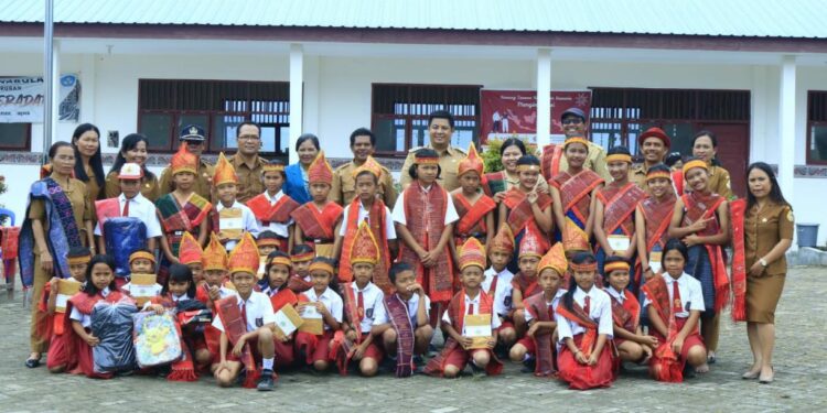 Bunga Desa Sinabulan, Bupati Samosir: Saya ke Desa Untuk Melayani Masyarakat Bukan Dilayani