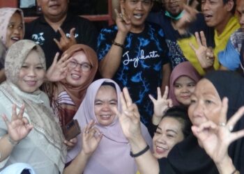 Neneng Robinah, S. E. Ungguli di Pilkades Kembang Kuning, ini pesan Ketua MUI Klapanunggal