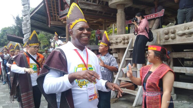 Sambut Delegasi Ambassador Goes To Kampung KB, Bupati Samosir Harapkan Promosikan Pariwisata Samosir