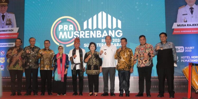 Bupati Samosir Hadiri Acara Desk Pra Musrenbang Zona Dataran Tinggi RKPD Provinsi Sumatera Utara Tahun 2024