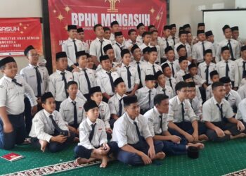 PBH SINAR PAGI Lakukan Penyuluhan Hukum di SMP Islam Terpadu Sains Alquran Al Abror Cilodong, Tema “ BPHN MENGASUH “