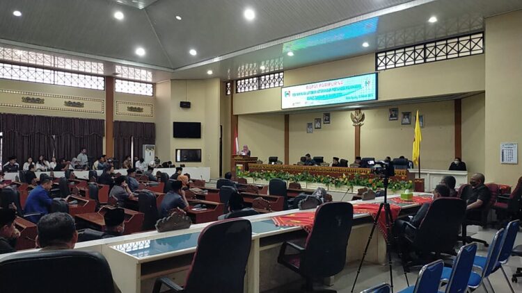 Rapat Paripurna DPRD Kabupaten Tanggamus Agenda Penyampaian Laporan Keterangan Pertanggungjawaban Bupati Tanggamus 2022