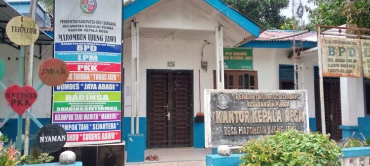 Seakan Makan Gaji Buta, Kantor Pemerintah Desa Marombun Ujung Jawi Sering Tutup di Jam Kerja