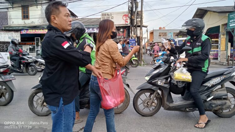 Kegiatan Rutin FWJI Tangsel Berbagi Jum’at Berkah Dibulan Suci Ramadhan 1444 H