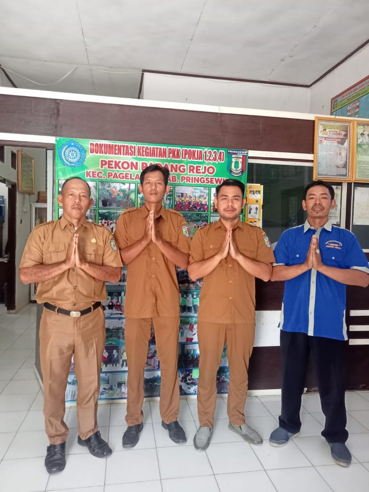 Kepala Pekon Padang Rejo Darmanto Mengucapkan Selamat Hari Raya Idul Fitri 1444 H