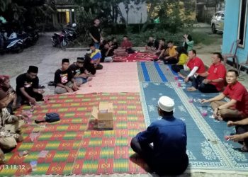 DPC Banteng Muda Indonesia Bagi Takjil Di Pagelaran