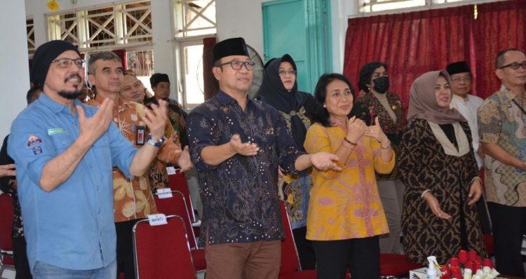 Menteri Bintang : Pentingnya Pendampingan Orang Tua di Era Informasi