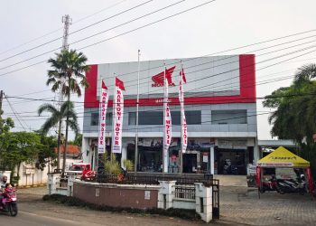 Nuramin Fadli S.H Kepala Cabang Daeler Markoni Karawang Mengucapakan Selamat Hari Raya Idul Fitri 1444 H