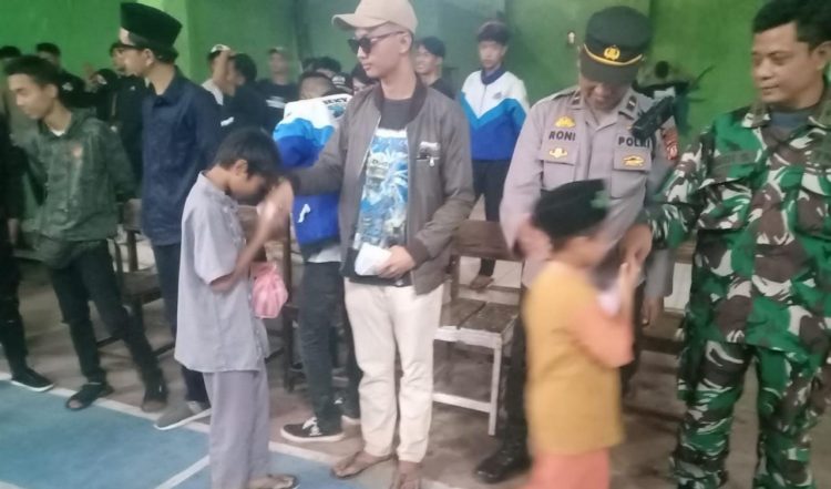 Ormas XTC DPC Kabupaten Subang Diwakili PAC Ciasem, Berbagi Takjil Dan Santunan Anak Yatim