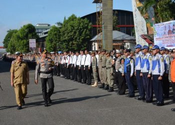 Bupati Banyumas Pimpin Apel Pasukan Operasi Ketupat Candi 2023
