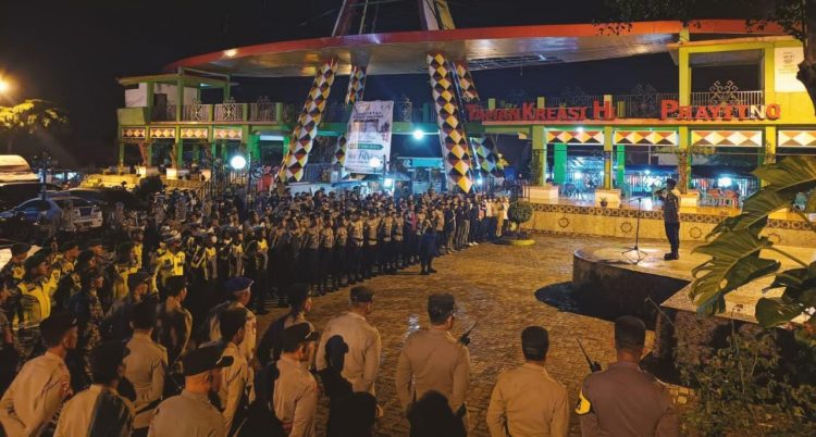 Wakapolres Tanggamus Pimpin Apel Gabungan Pengamanan Pawai Takbiran