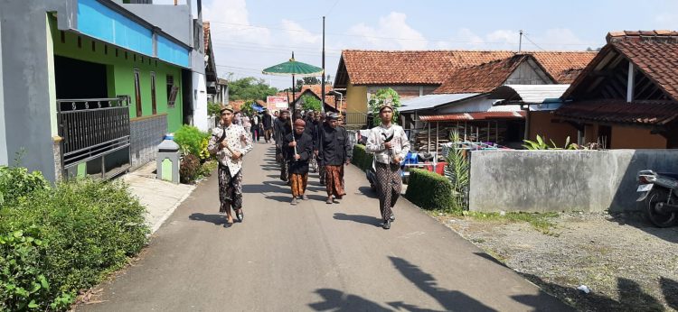 Prosesi Tradisi Jamasan Pusaka Kalitanjung Digelar 1 Syawal