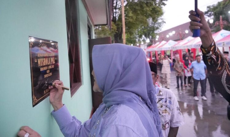 Luar Biasa, Paguyuban Pedagang Kaki Lima Klaten Swadaya Bangun Mushola