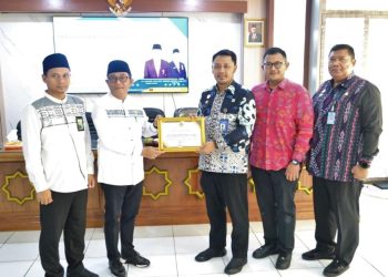 Berikan Pelayanan Prima Kepada Calon Jamaah Haji, Kantor Imigrasi Kelas 1 Non TPI Tangerang Raih Penghargaan Dari Kemenag Kabupaten Tangerang