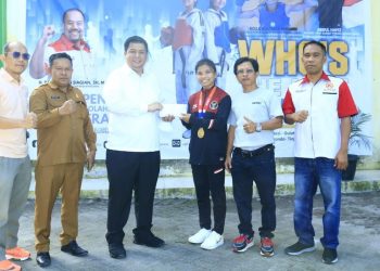 Bupati Samosir Sambut Kedatangan Rosa Beatrice Malau Atlet Peraih Medali Emas Ajang SEA Games Ke-32 Kamboja Tahun 2023