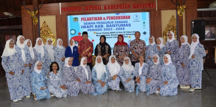 Pengurus Baru IWAPI Banyumas Diminta Berperan Dalam Penanganan Stunting