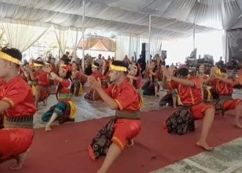 FESTSARAYA” SMAN 1 Rawalo Meriah Disaksikan Ribuan Warga