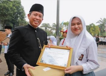 Pemkot Jakut Gelar Upacara Peringatan Hardiknas 2023