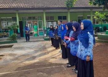 Bergerak Bersama Semarakkan Merdeka Belajar, SMPN Dua Jasinga Gelar Upacara Hardiknas