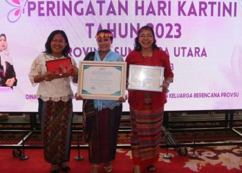 Novi Dharmayanti, Kartini Dari Samosir Dapat Penghargaan Dalam Puncak Perayaan Hari Kartini Sumut