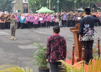 Bupati Banyumas Achmad Husein Pimpin Apel Bersama