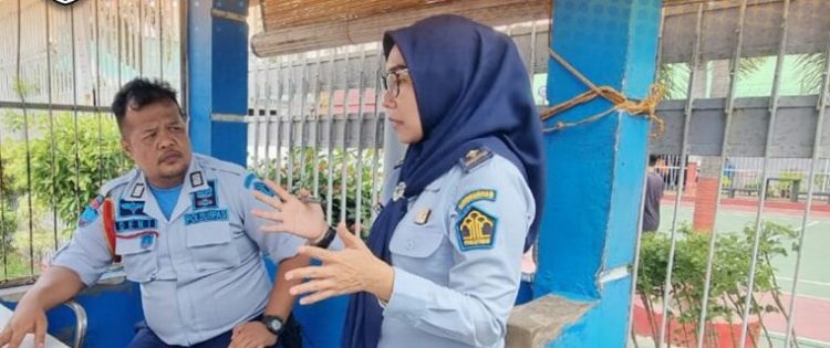 Cegah Penularan Penyakit, Dokter Lapas Kelas IIA Pekanbaru Berikan Sosialisasi Kepada Petugas