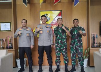 Perkuat Sinergitas Dan Soliditas TNI-Polri, Kapolres Tangsel Kunjungi Mako Batalyon Kavaleri 9/SDK