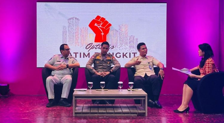 Tim Pembina Samsat Jatim Lakukan Sosialisasi KEPGUB NO.188/176/KPTS/013/2023, Tentang Pembebasan Pajak Daerah 2023 Melalui Dialog Interaktif di Stasiun Televisi