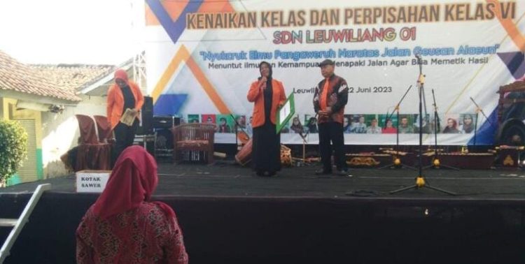 Meriahnya Kenaikan Kelas l – V Dan Pelepasan Siswa Kelas Vl SDN Leuwiliang 01 Kecamatan Leuwiliang