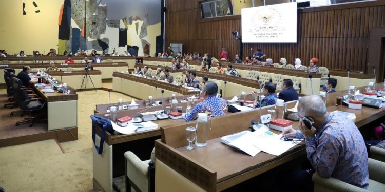 Kementerian Agraria dan Tata Ruang/Badan Pertanahan Nasional (ATR/BPN) Hadiri RDP Dengan Komisi III DPR RI