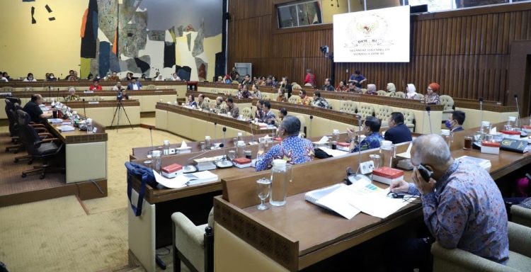 Kementerian Agraria dan Tata Ruang/Badan Pertanahan Nasional (ATR/BPN) Hadiri RDP Dengan Komisi III DPR RI