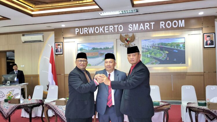 Bupati Banyumas Lantik 2 Assisten Sekda