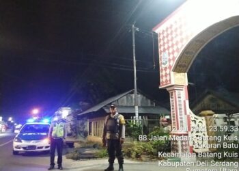 Cegah Kejahatan, Polsek Batang Kuis Patroli Tengah Malam