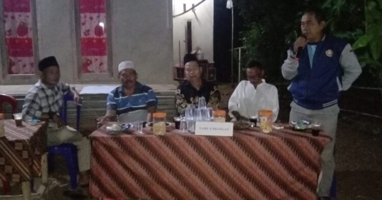 Warga RT 05 RW 06 Desa Cikopomayak Kec. Jasinga Kab.Bogor Gelar Pemilihan Ketua RT