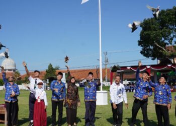 Buka MPLS Siswa Baru, Bupati Banyumas Larang Perploncoan dan Bullying