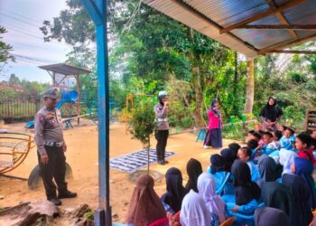 Edukasi Usia Dini, Satlantas Polres Rohil Gelar Polsanak Di RA Permata Hati