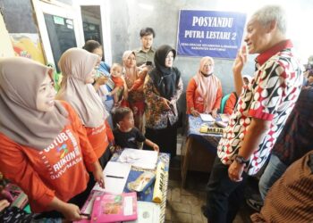 Ganjar Bantu Politeknik Gusdurian Banyumas Senilai Rp150 Juta
