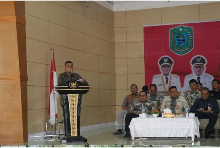 Bupati Padang Lawas Serahkan SK Kepada 253 Orang Yang Berhasil Lulus Pengangkatan Pegawai Pemerintah Dengan Perjanjian Kerja (PPPK)
